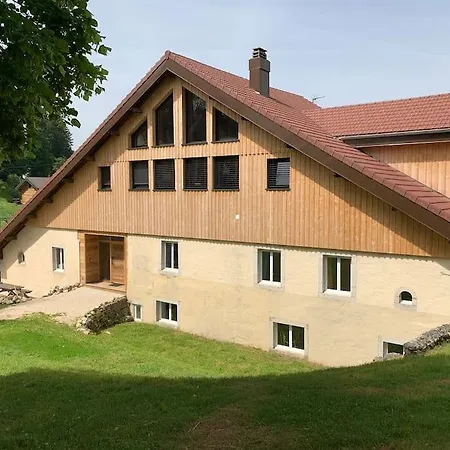 Ancienne Ferme Comtoise 4 Etoiles, 11 Personnes Lac St-Point/Mont D'Or Montperreux Buitenkant foto