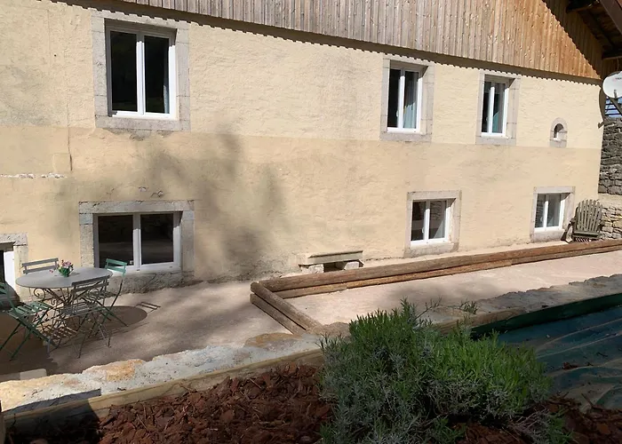 Ancienne Ferme Comtoise 4 Etoiles, 11 Personnes Lac St-Point/Mont D\'Or