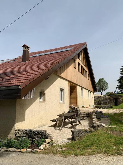Ancienne Ferme Comtoise 4 Etoiles, 11 Personnes St-point/mont D'or *