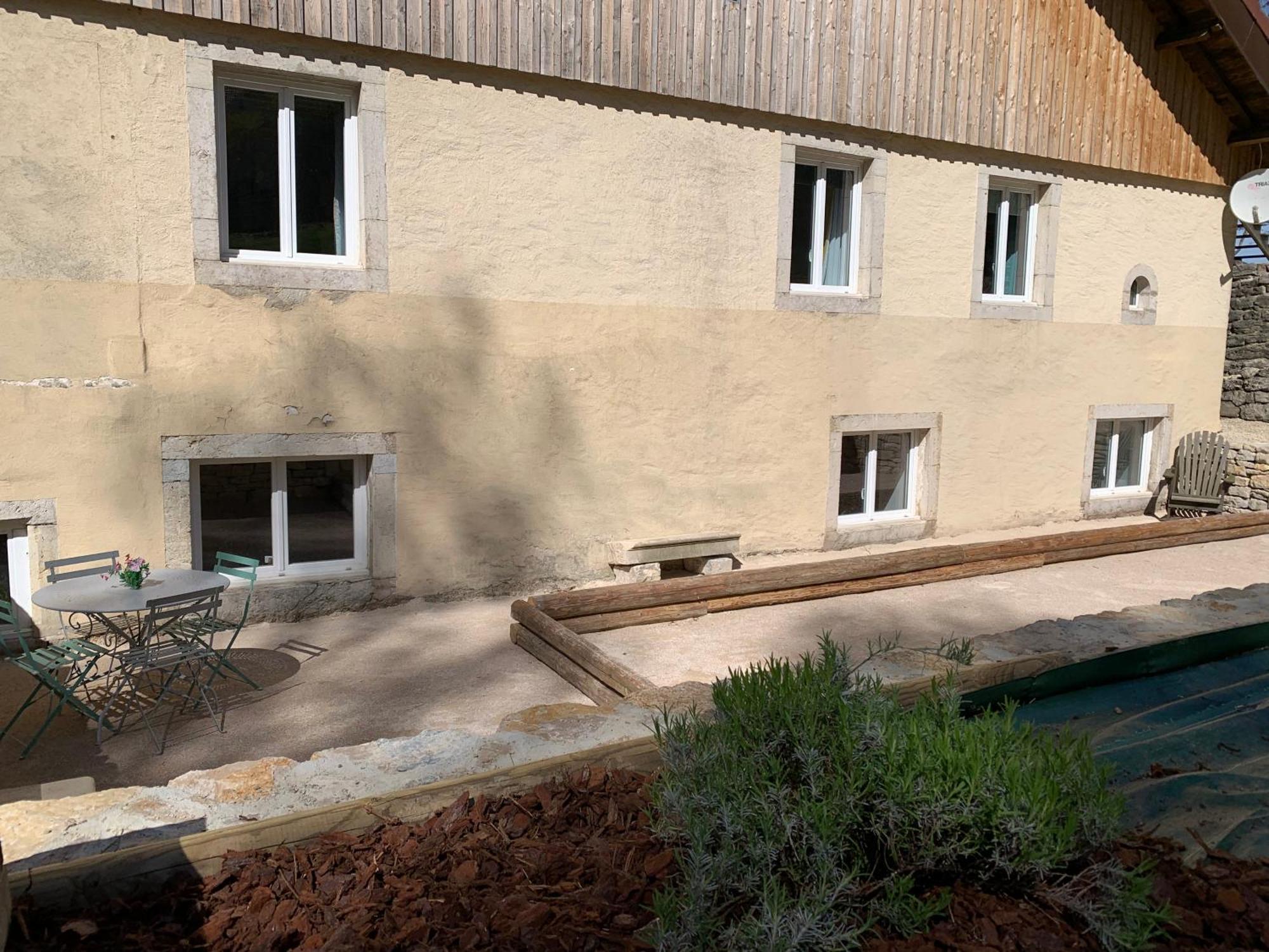 Ancienne Ferme Comtoise 4 Etoiles, 11 Personnes St-point/mont D'or Holiday home *